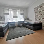 Hr Haus Unter Den Linden Apartment