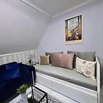 Hr Haus Unter Den Linden Apartment *