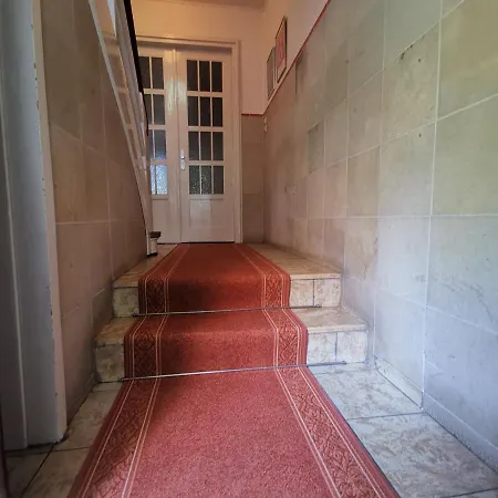 Hr Haus Unter Den Linden Lägenhet *