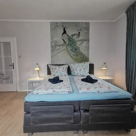 Hr Haus Unter Den Linden 코에스펠트