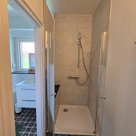 Hr Haus Unter Den Linden 아파트 코에스펠트
