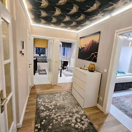 Hr Haus Unter Den Linden 아파트 코에스펠트